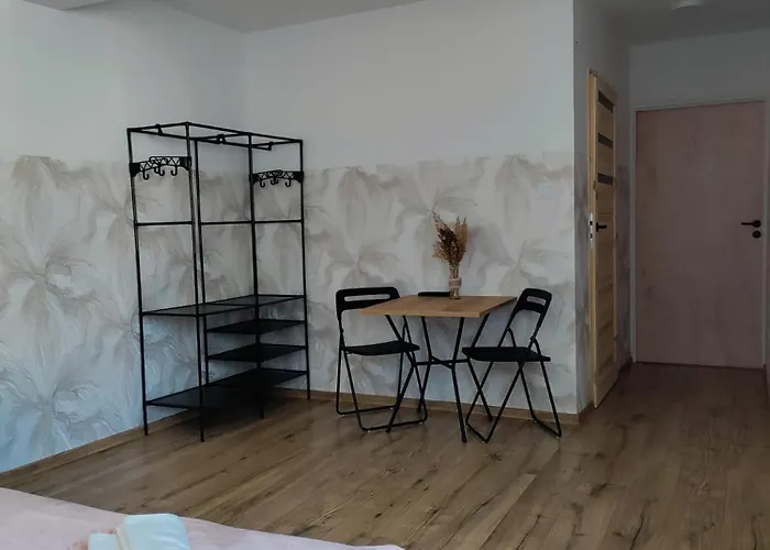 Jasmin -pokoje Goscinne